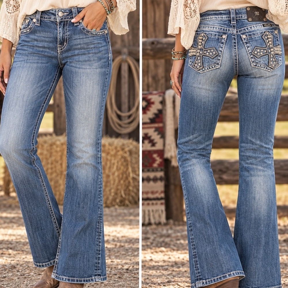 Miss Me Signature Bootcut Jeans Medium Wash Embellished Cross Rhinestone Size 28